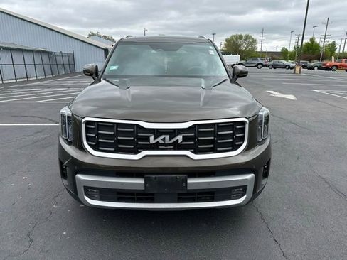 Used 2023 Kia Telluride SX AWD/4WD image 2