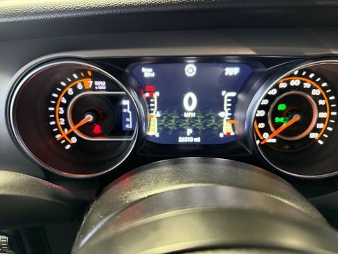 Used 2023 Jeep Gladiator Willys image 22