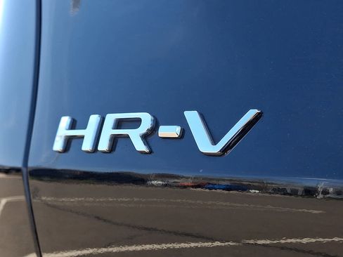 Certified 2024 Honda HR-V LX image 31