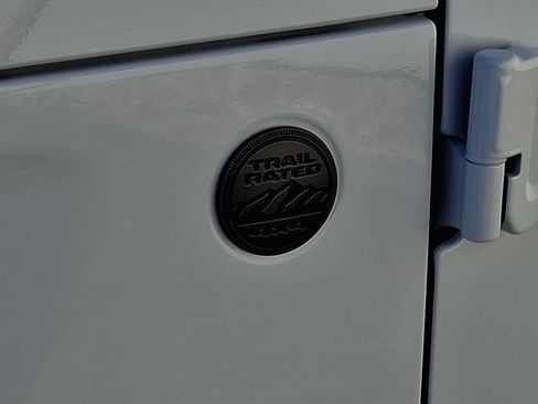 New 2026 Jeep Wrangler Unlimited Sahara AWD/4WD image 21