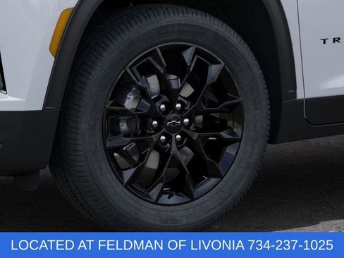 New 2025 Chevrolet Traverse LT w/ Midnight/Sport Edition image 9