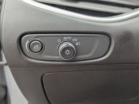 Used 2024 Chevrolet Malibu LT image 28