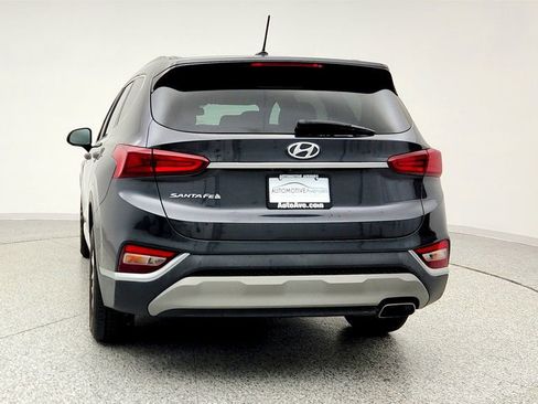 Used 2020 Hyundai Santa Fe SE image 6