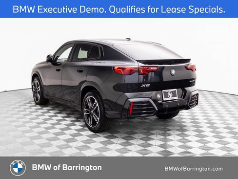 Certified 2025 BMW X2 xDrive28i w/ M Sport Package image 3