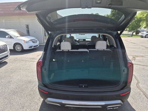 Used 2022 Kia Telluride EX w/ Towing Package FWD image 29
