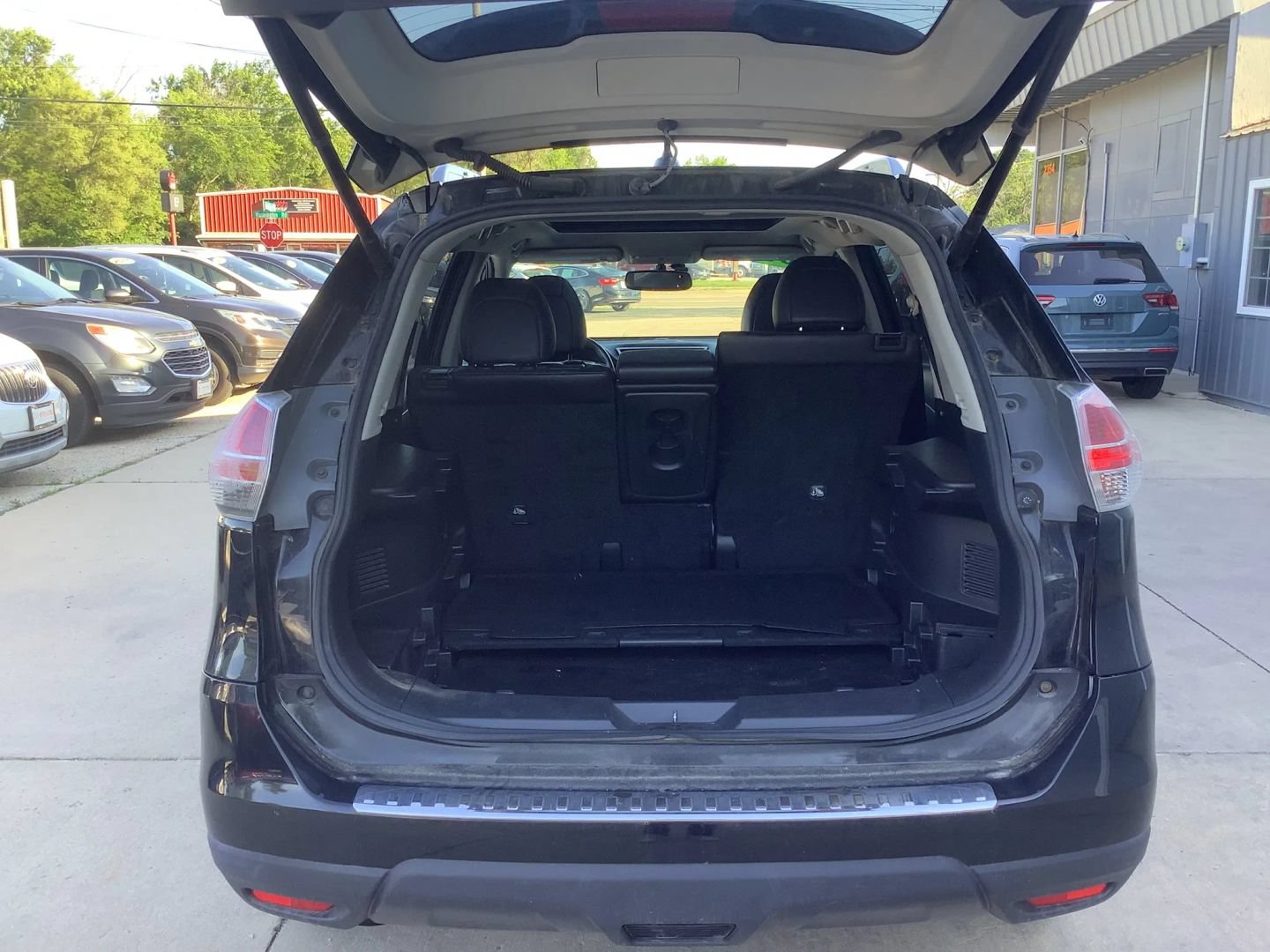 Used 2015 Nissan Rogue SL w/ SL Premium Package AWD/4WD image 14