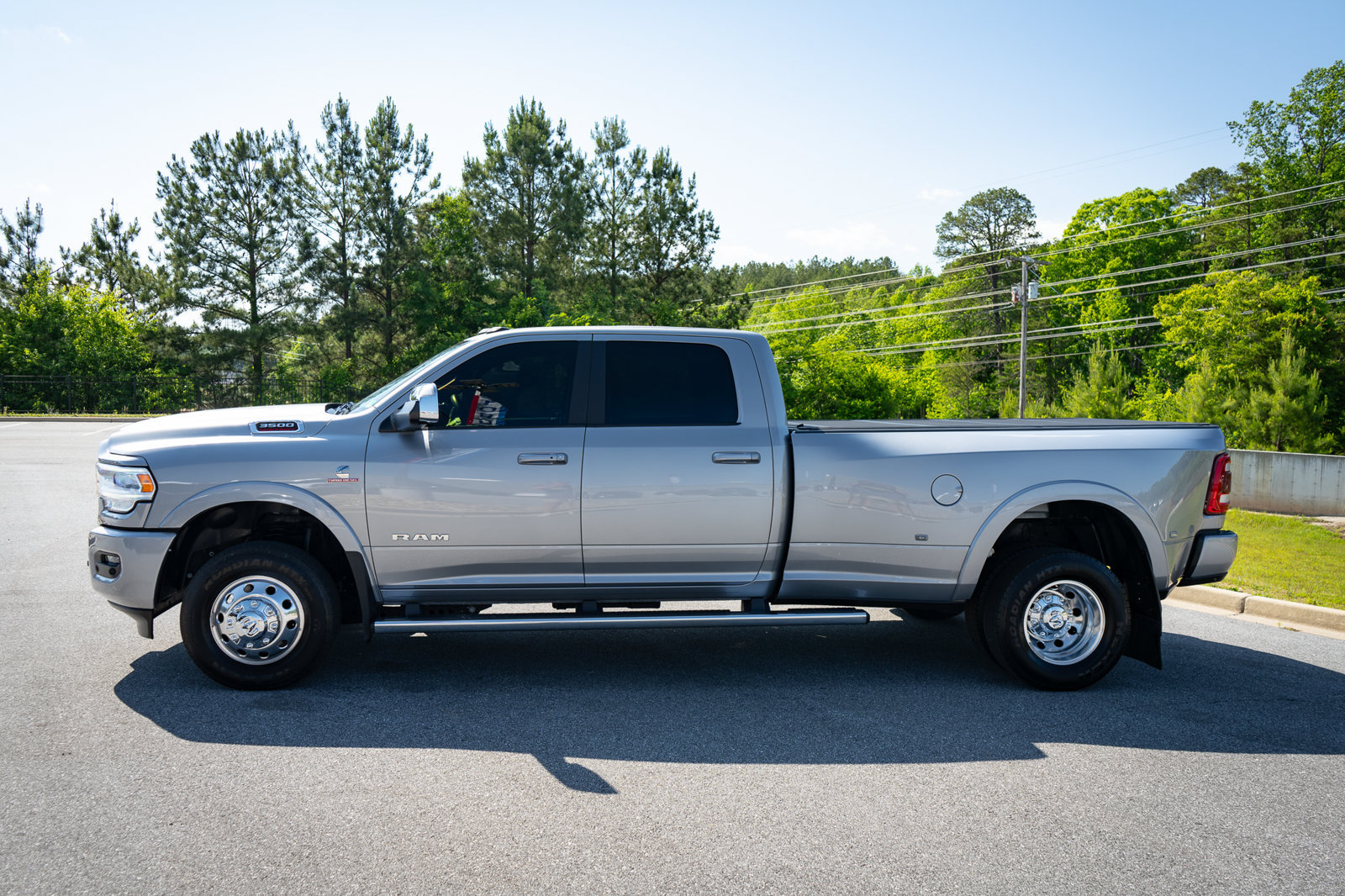 Used 2022 RAM 3500 Laramie AWD/4WD image 5