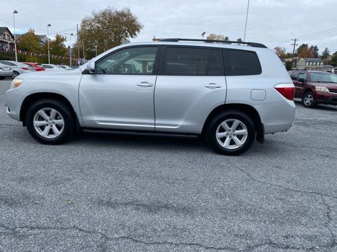 Used 2008 Toyota Highlander 4WD image 2