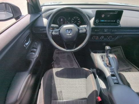 Used 2023 Honda HR-V Sport image 8