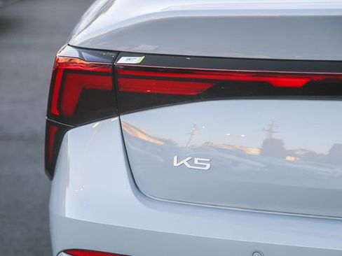 New 2026 Kia K5 GT-Line image 10