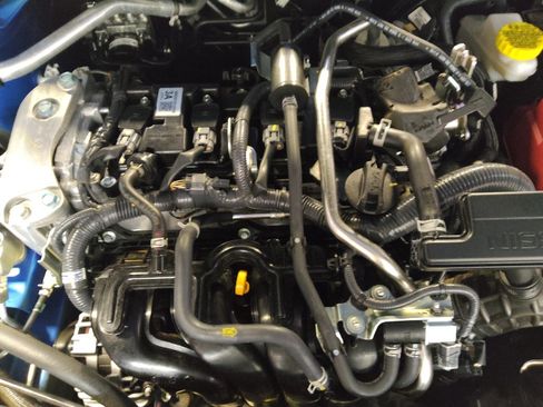 Used 2025 Nissan Sentra SV w/ Trunk Package FWD image 30