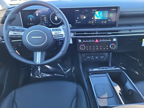 New 2026 Hyundai Tucson Limited image 8