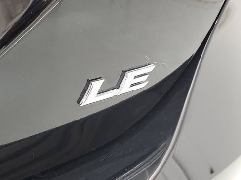 Used 2023 Toyota Camry LE image 9