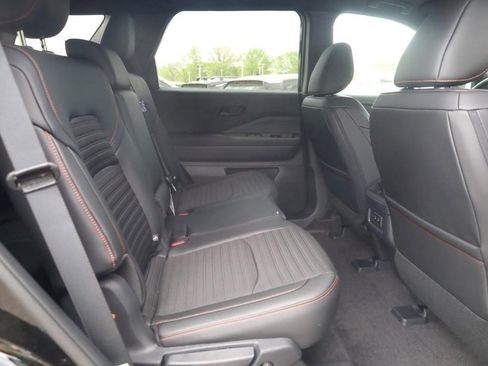 New 2026 Nissan Pathfinder Rock Creek image 22