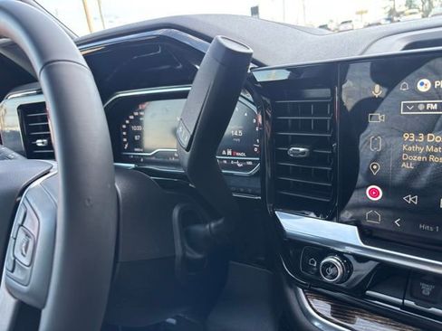 Used 2025 GMC Sierra 2500 SLE w/ SLE Value Package; image 30