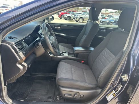 Used 2017 Toyota Camry LE FWD image 13
