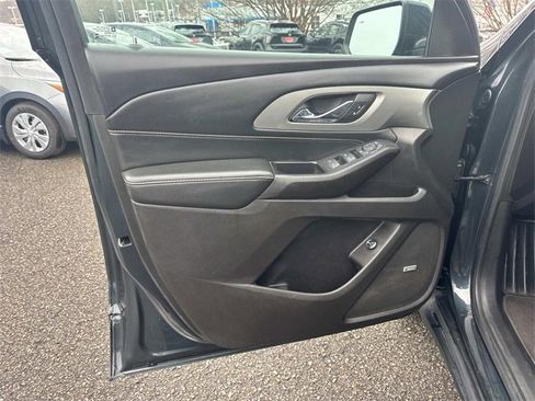 Used 2021 Chevrolet Traverse RS w/ LPO, Cargo Package image 21