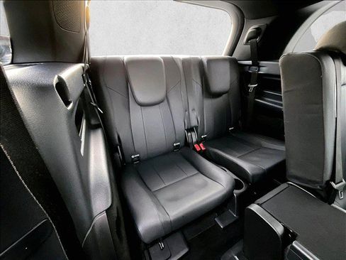 Used 2020 Mercedes-Benz GLB 250 image 30