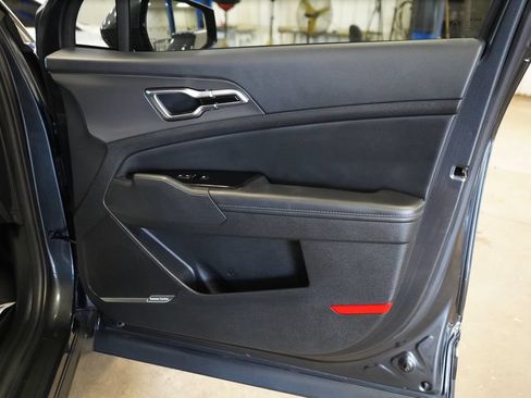 Used 2024 Kia Sportage SX FWD image 19