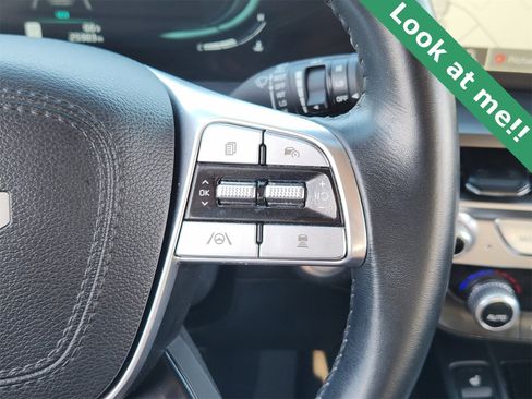 Used 2025 Kia Telluride S image 29