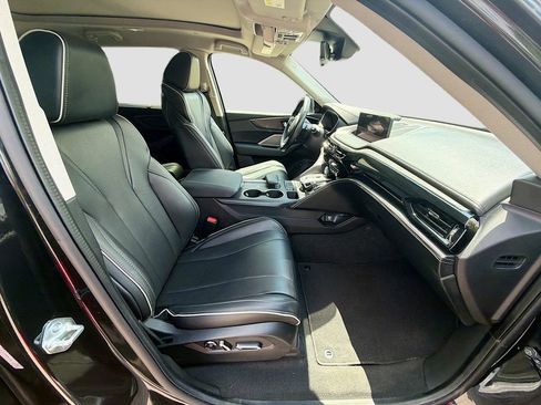 Used 2023 Acura MDX SH-AWD w/ Advance Package image 16