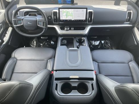 New 2026 Ford Expedition Platinum w/ Driver's Package AWD/4WD image 12