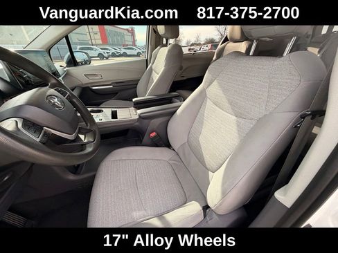 Used 2021 Toyota Sienna LE image 13