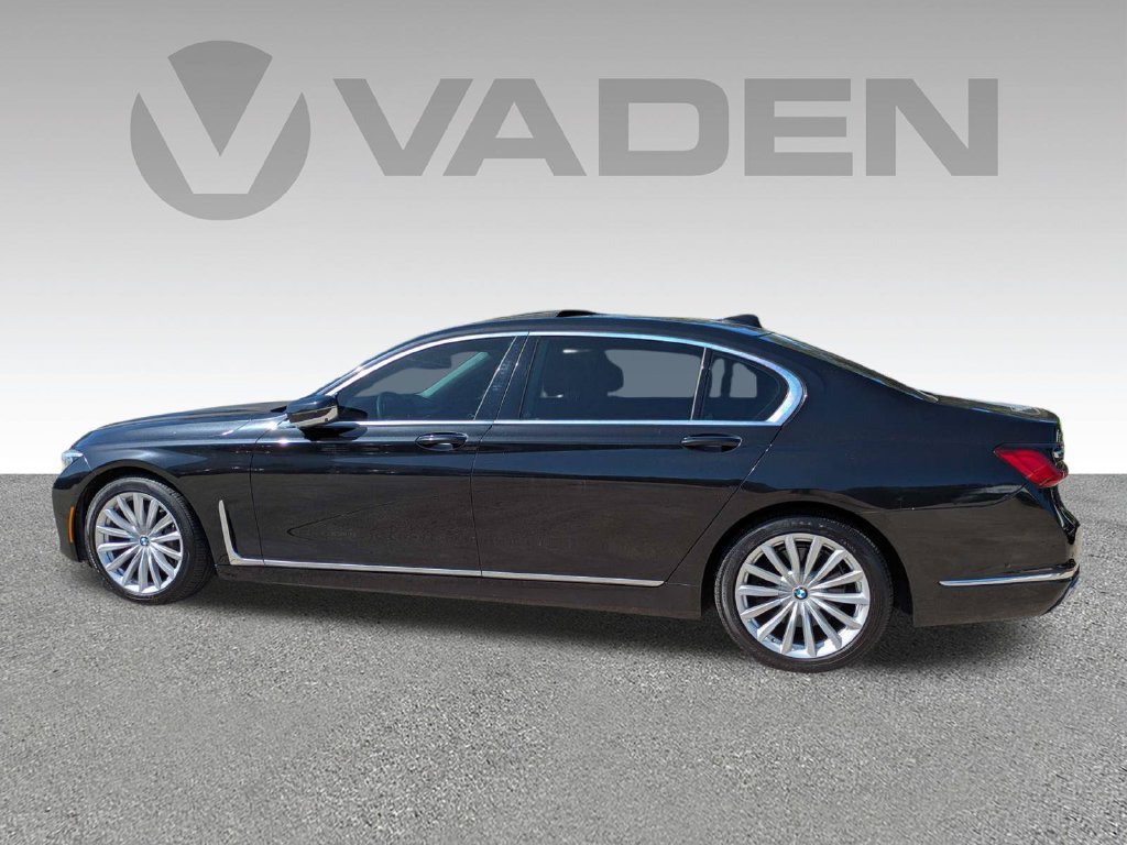 Used 2020 BMW 740i w/ Premium Package RWD image 27
