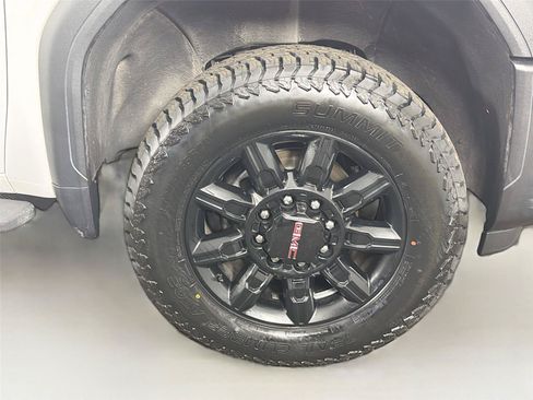 Used 2024 GMC Sierra 3500 AT4 w/ AT4 Premium Plus Package AWD/4WD image 36