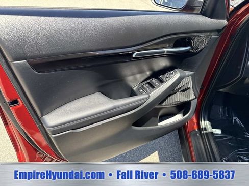 Used 2024 Kia Seltos S AWD/4WD image 17