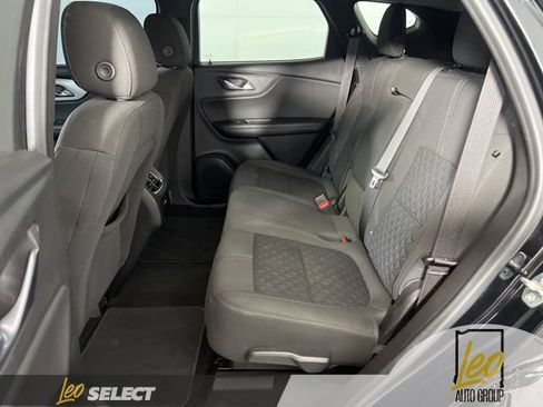 Used 2021 Chevrolet Blazer LT FWD image 12