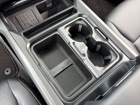 New 2026 Ford F350 Lariat w/ Black Appearance Package image 15