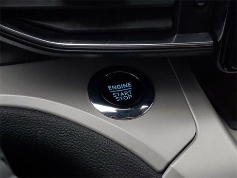 Certified 2023 Ford Explorer XLT w/ Equipment Group 202A image 18