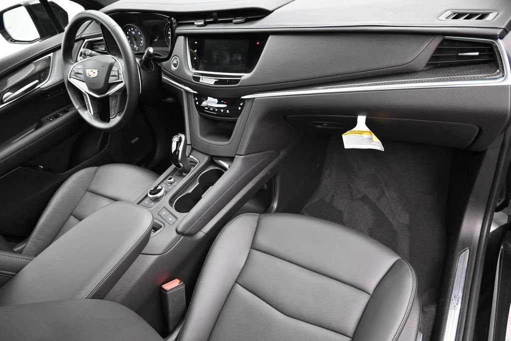 Used 2026 Cadillac XT5 Sportv w/ LPO, Floor Liner Package AWD/4WD image 34