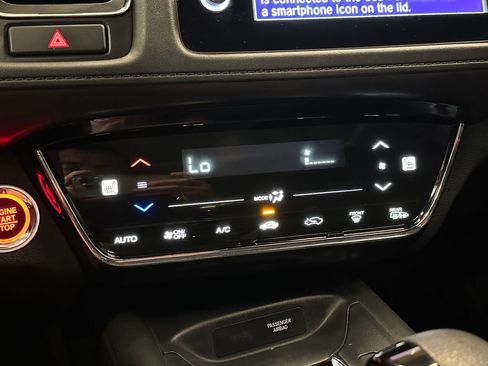 Used 2022 Honda HR-V EX image 15