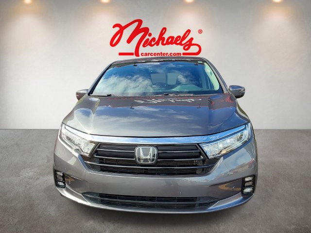 Used 2024 Honda Odyssey Touring image 2