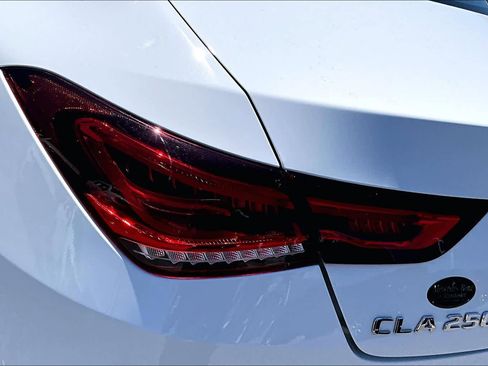Used 2023 Mercedes-Benz CLA 250 4MATIC image 52