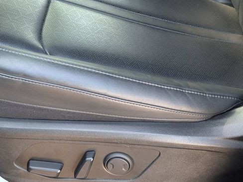 Used 2022 Kia Sorento S w/ Panoramic Sunroof Package AWD/4WD image 11