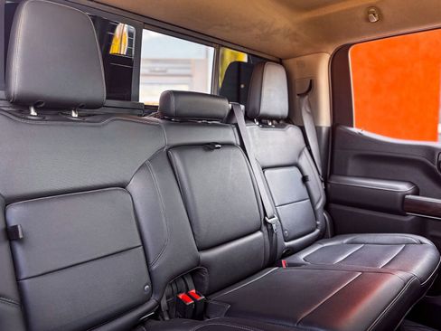 Used 2020 GMC Sierra 1500 SLT image 19