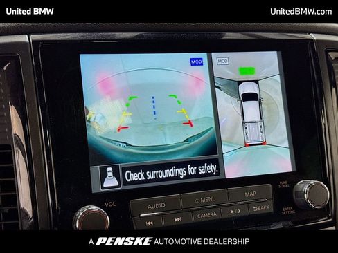 Used 2023 Nissan Titan PRO-4X w/ Pro-4x Convenience Package image 9