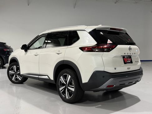 Used 2023 Nissan Rogue SL image 17