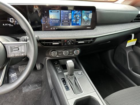 New 2026 Nissan Kicks S image 28