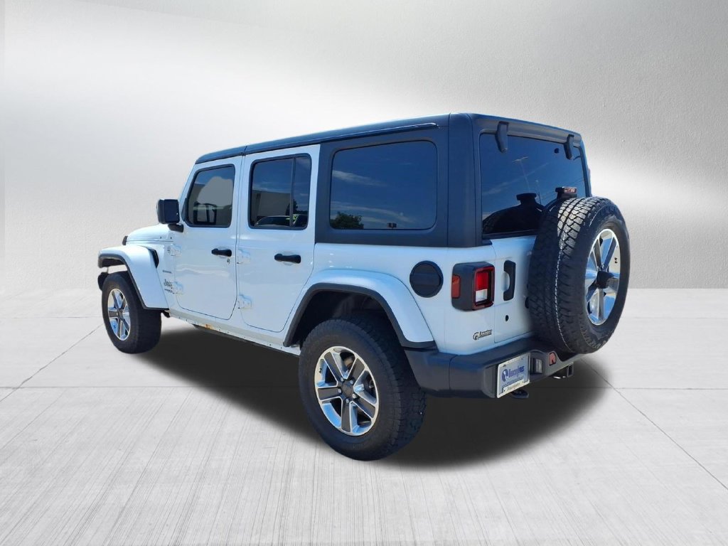 Used 2019 Jeep Wrangler Unlimited Sahara w/ Cold Weather Group AWD/4WD image 6