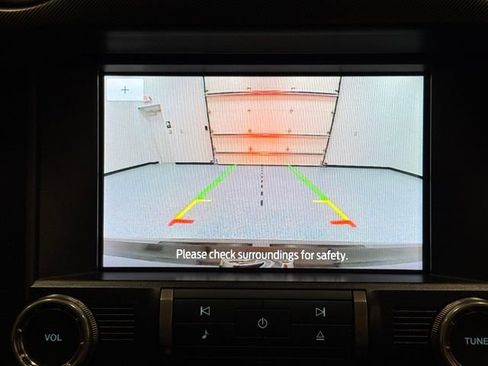 Used 2021 Ford Mustang Shelby GT500 w/ Technology Package RWD image 31