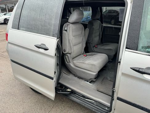 Used 2009 Honda Odyssey LX image 10