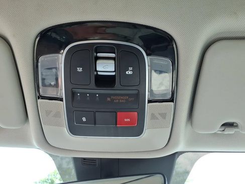 Certified 2024 Hyundai Tucson Limited FWD image 26