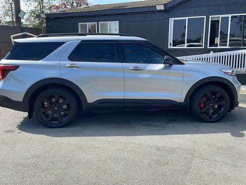 Used 2020 Ford Explorer ST w/ ST Street Pack AWD/4WD image 9