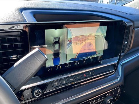 Used 2024 Chevrolet Silverado 3500 High Country w/ High Country Premium Package image 24