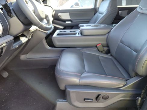 Used 2025 Ford Expedition Max Active image 13