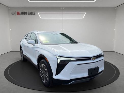 Used 2024 Chevrolet Blazer EV LT AWD/4WD image 7